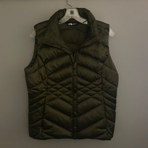 Evergreen The North Face Winter Vest, Size M